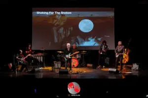 Il “supergruppo” alt-rock Drink The Sea dal vivo a Genova