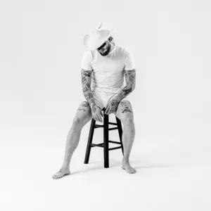 Mule è la (melo)drammatica autobiografia recente di Orville Peck